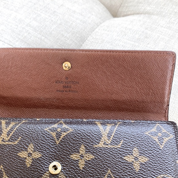 Vintage LV Monogram Sarah Wallet - Picture 6 of 8